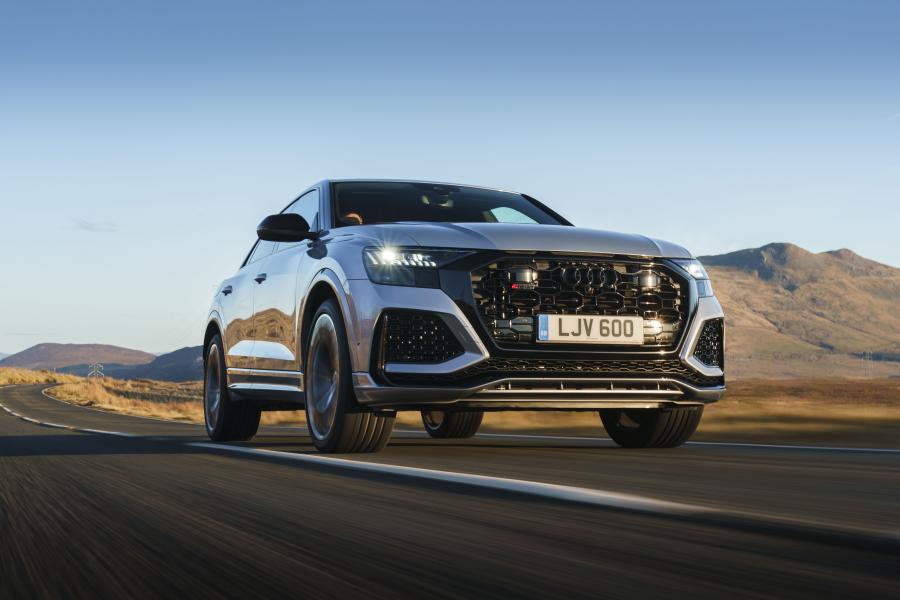  Audi RS Q8 2020 года  (UK) (фото 20 из 40)